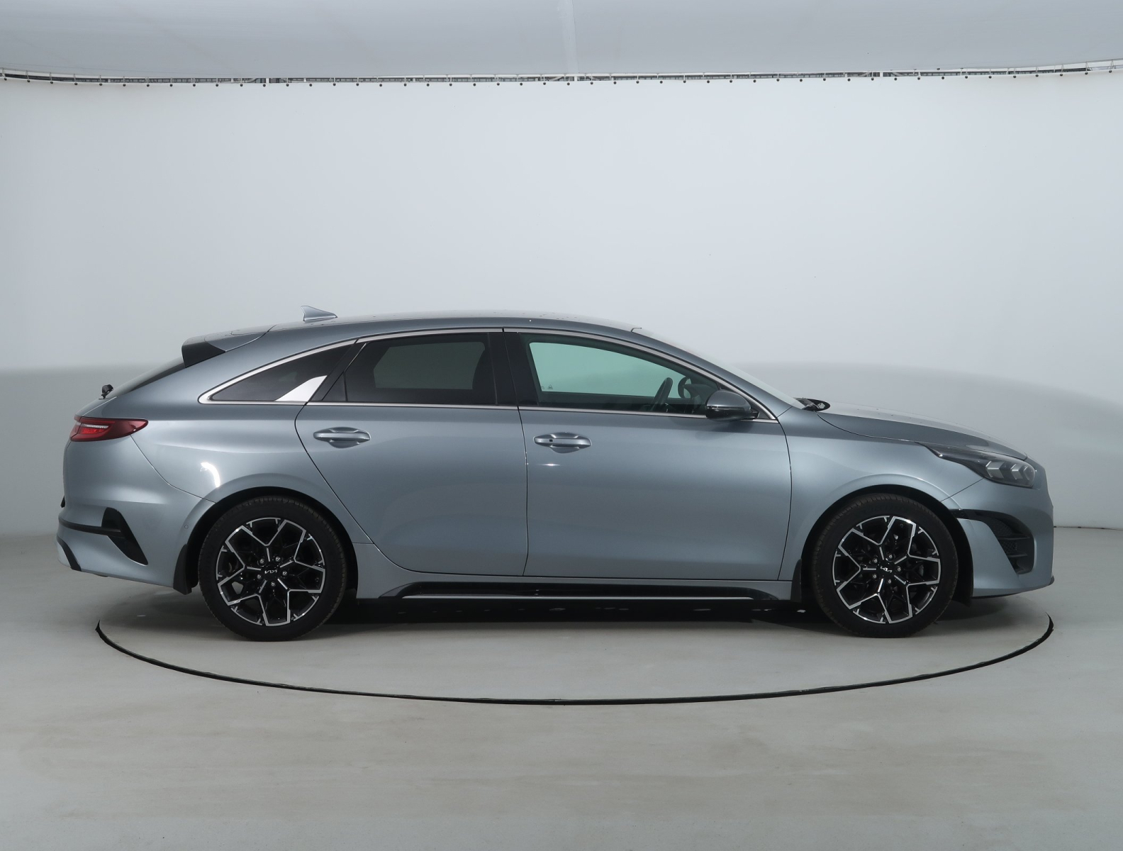 Kia ProCeed - 2023