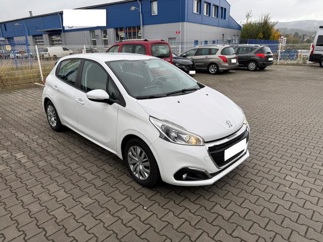 Peugeot 208 2016