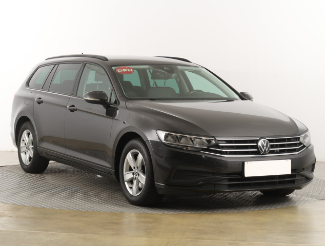 Volkswagen Passat 2022