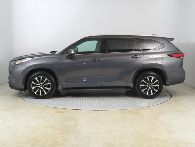 Toyota Highlander - 2022