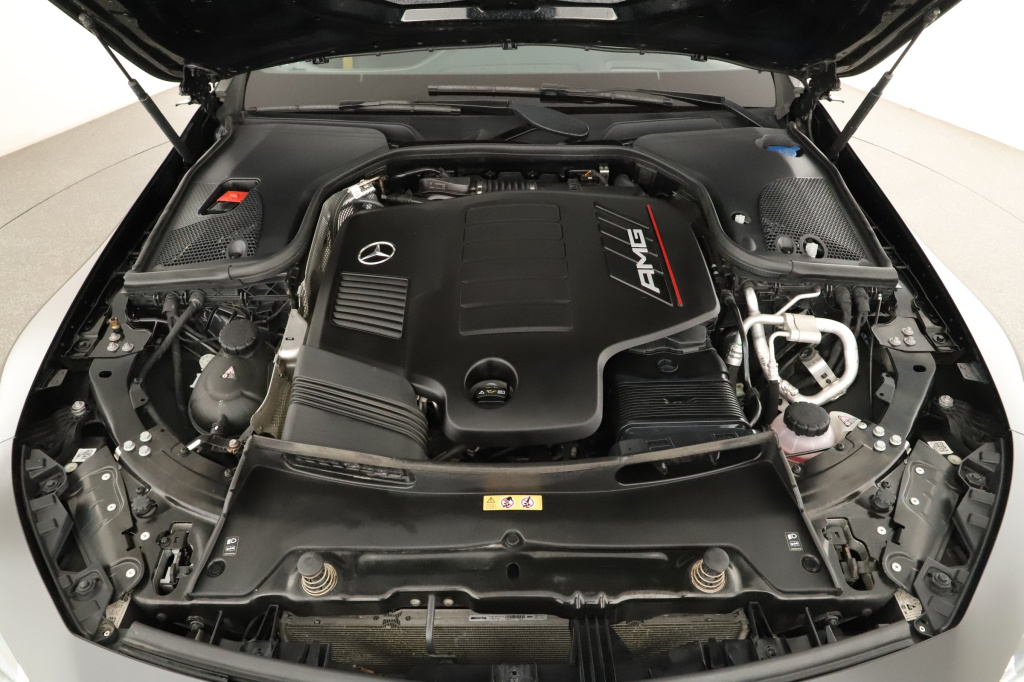 Mercedes-Benz AMG GT 4-door