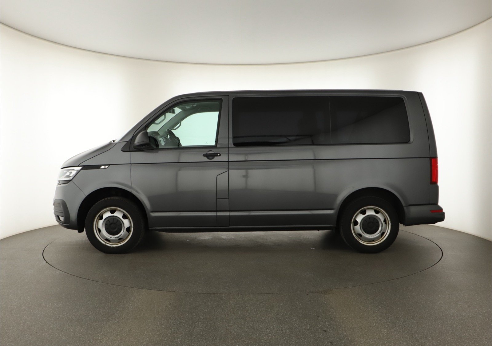 Volkswagen Transporter - 2022