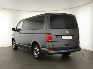 Volkswagen Transporter - 2022