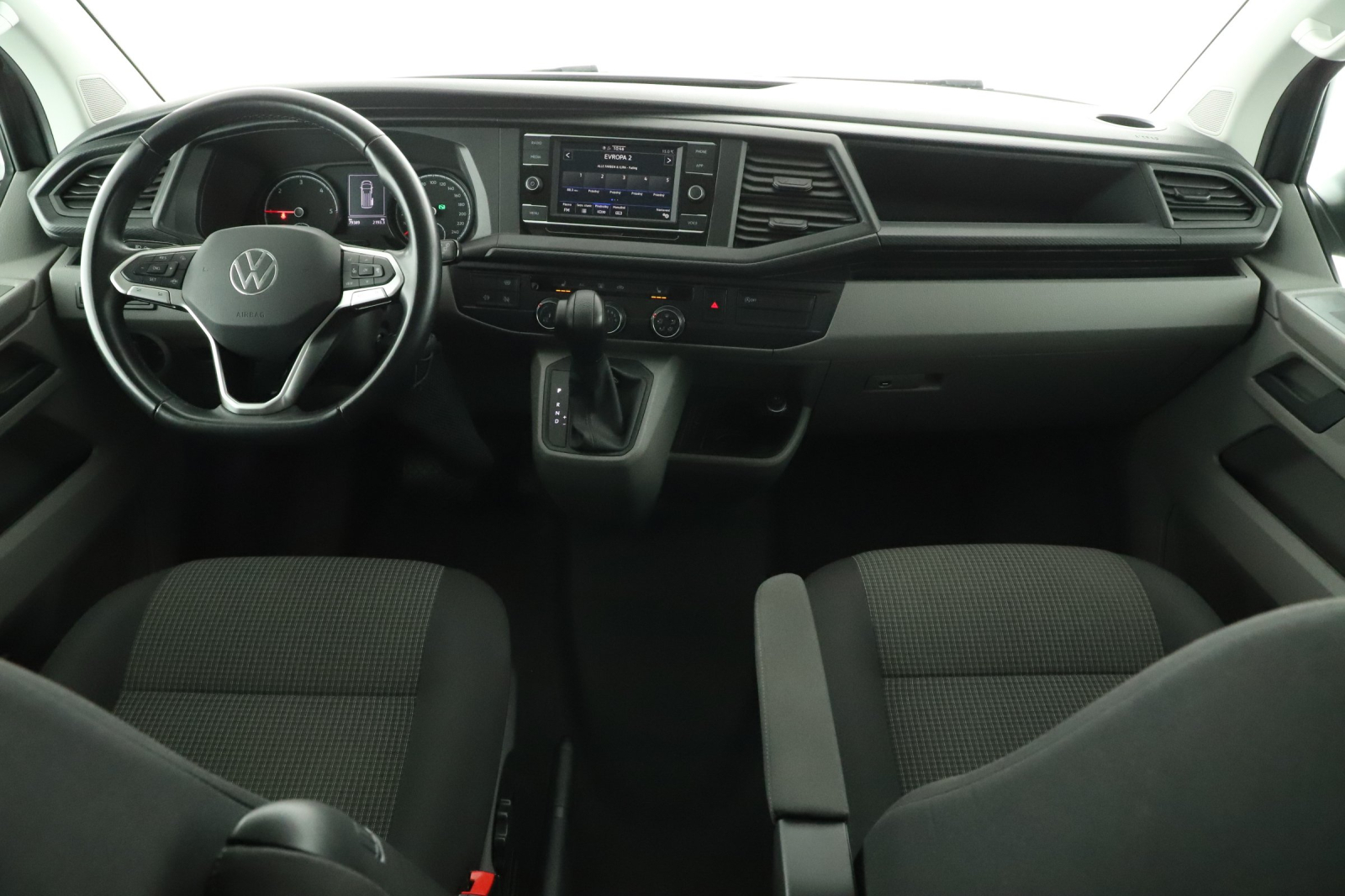 Volkswagen Transporter - 2022