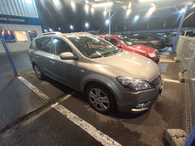 Kia Ceed 2011