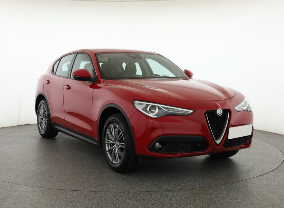 Alfa Romeo Stelvio - 2019