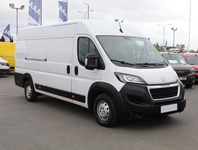 Peugeot Boxer 2021