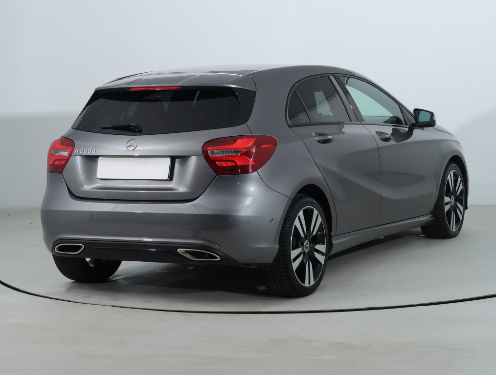 Mercedes-Benz A