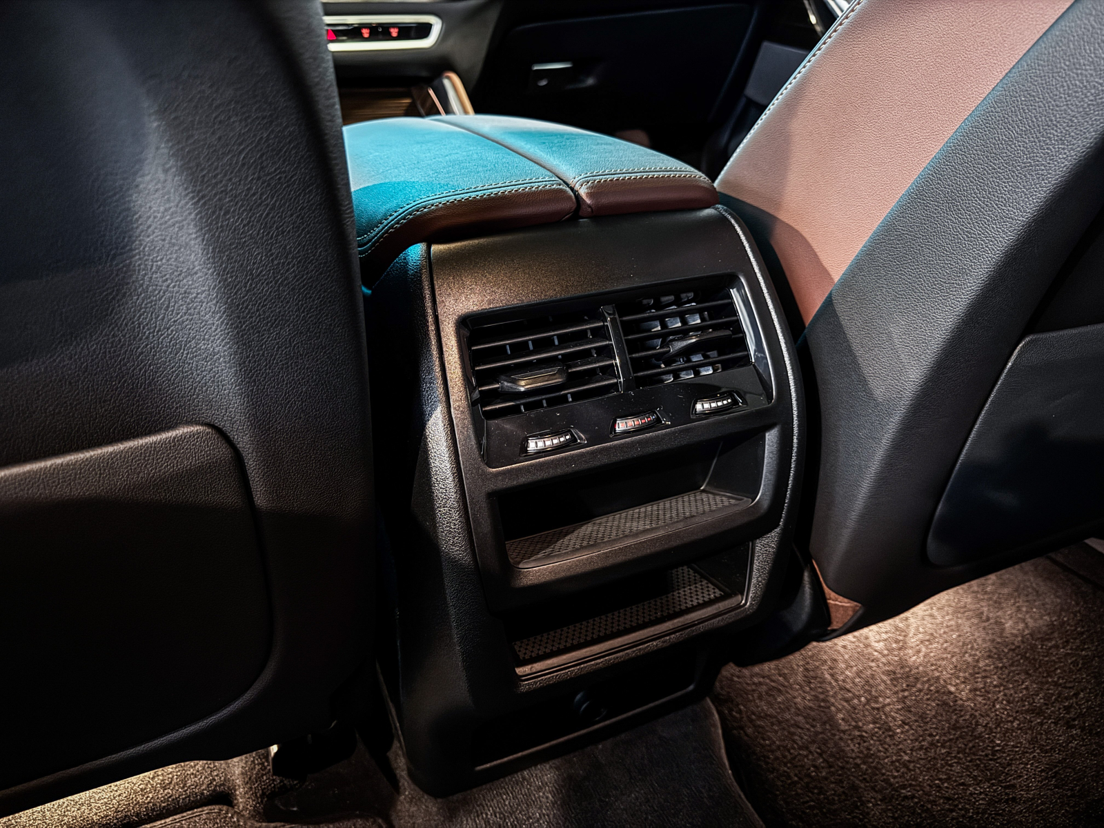 BMW X6 - 2025