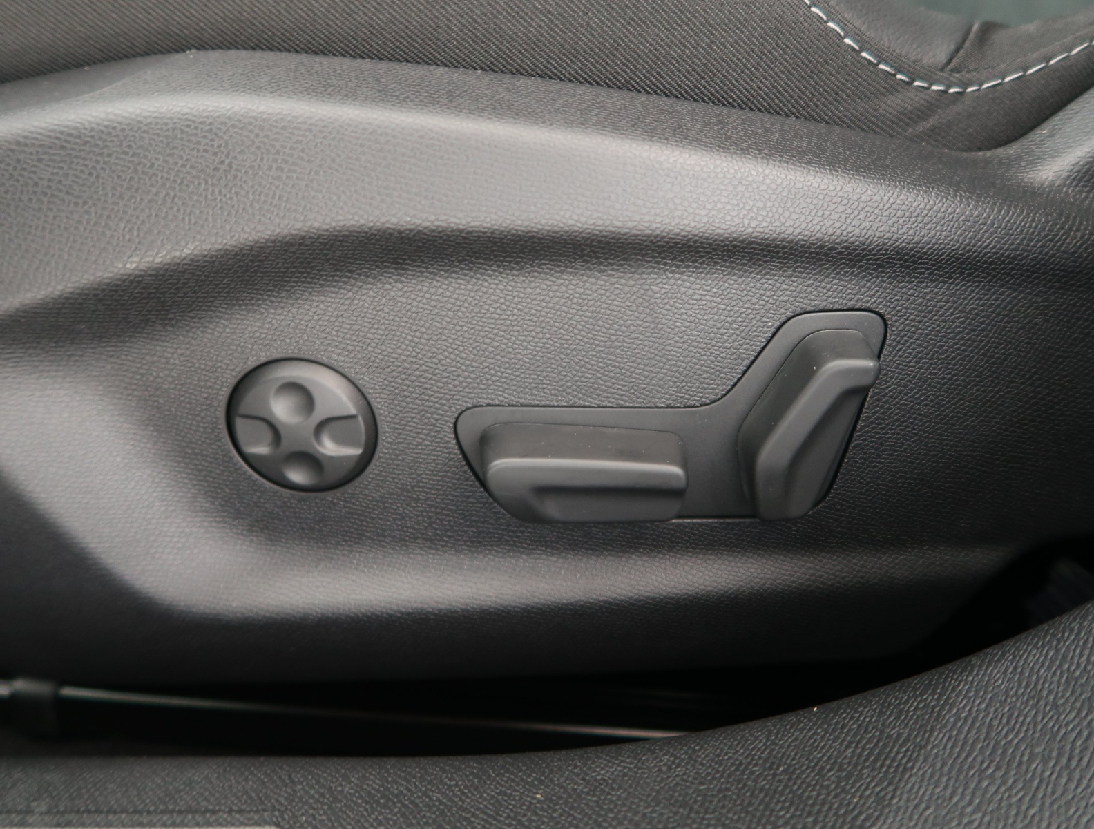 Opel Astra - 2025