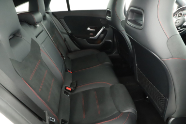 Mercedes - Benz CLA - 2022