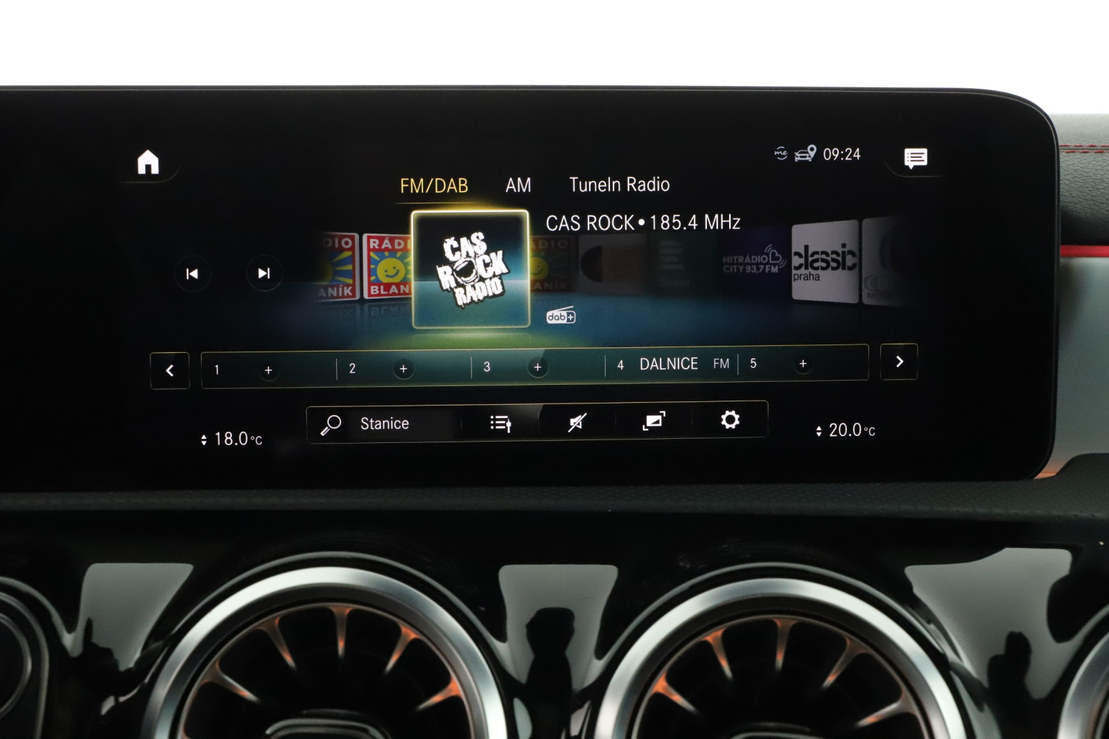 Mercedes-Benz CLA - 2022