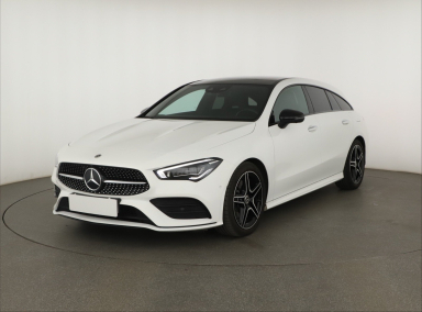 Mercedes-Benz CLA - 2022