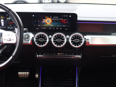Mercedes-Benz GLB - 2021