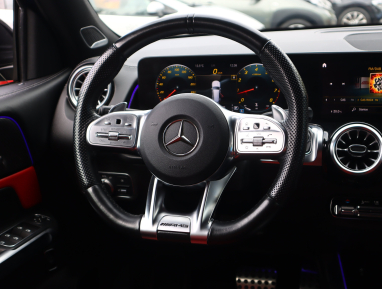 Mercedes-Benz GLB - 2021