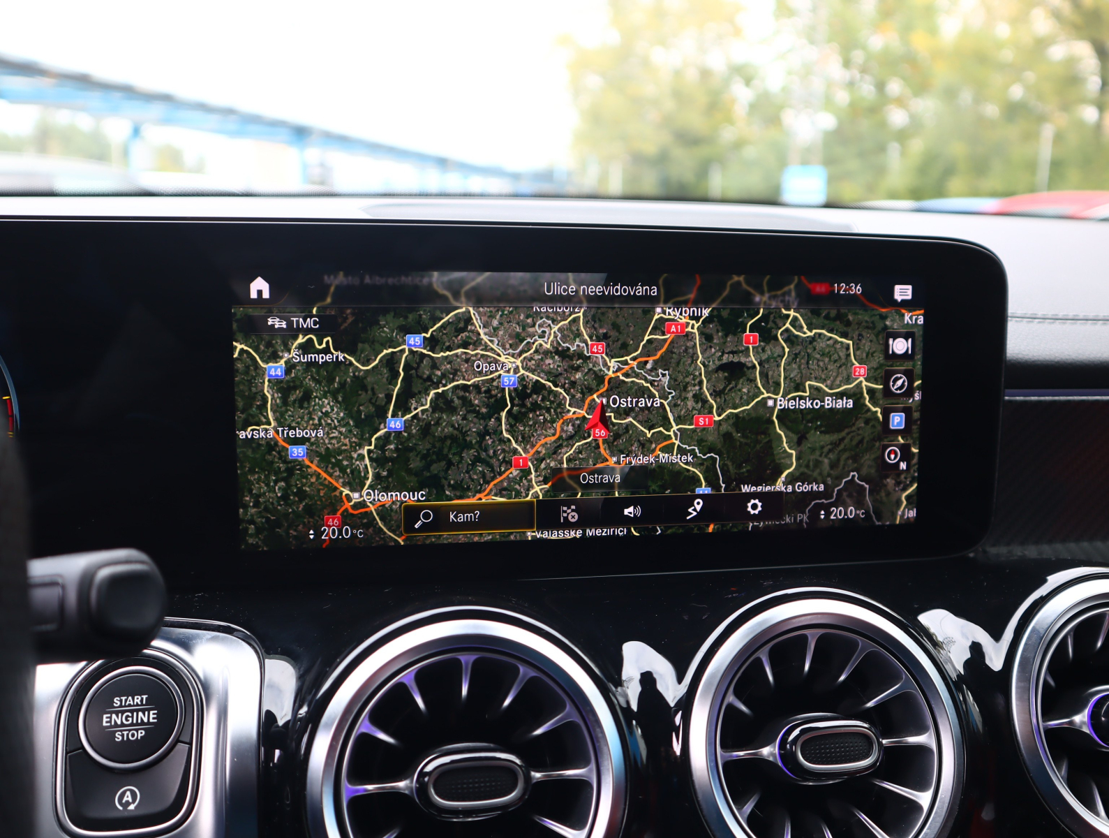 Mercedes-Benz GLB - 2021
