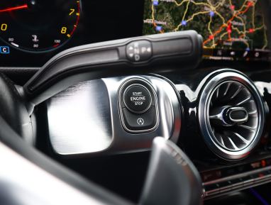 Mercedes-Benz GLB - 2021