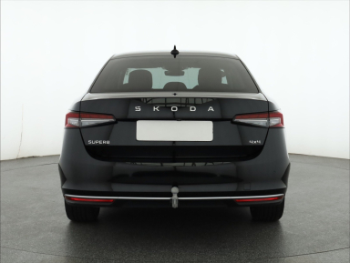 Škoda Superb - 2024