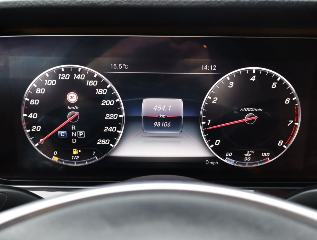 Mercedes-Benz E