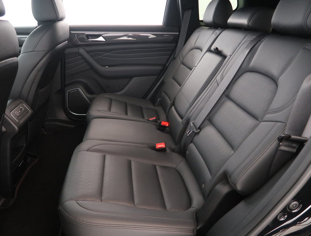 Dongfeng Fengon 7