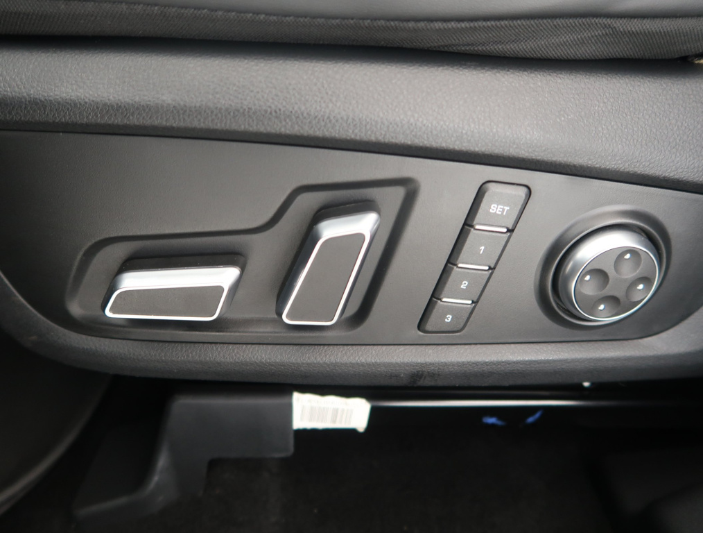 Dongfeng Fengon 7