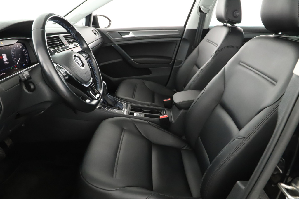 Volkswagen e-Golf