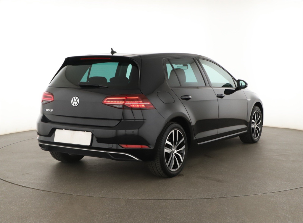 Volkswagen e-Golf