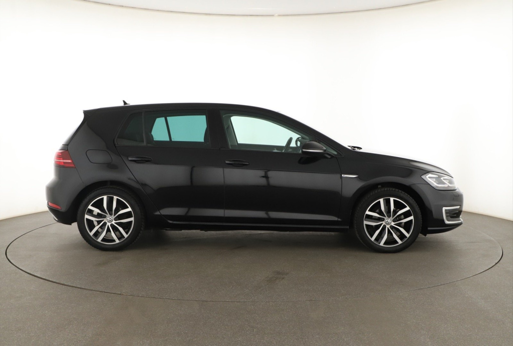 Volkswagen e-Golf