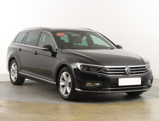 Volkswagen Passat 2023