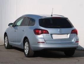 Opel Astra - 2015