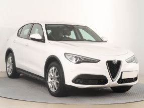 Alfa Romeo Stelvio - 2018