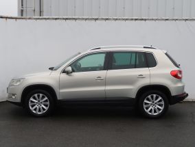 Volkswagen Tiguan - 2009