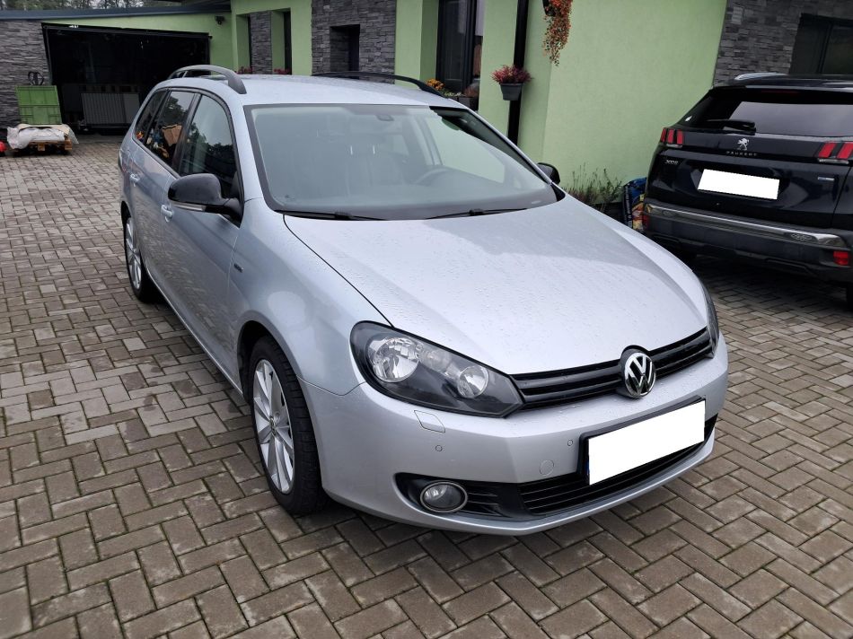 Volkswagen Golf - 2012