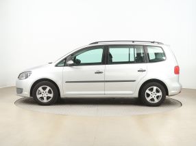 Volkswagen Touran - 2011