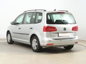 Volkswagen Touran - 2011