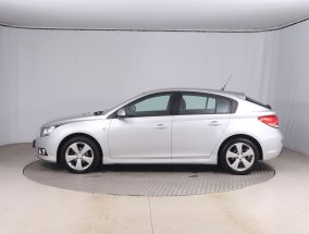 Chevrolet Cruze - 2012