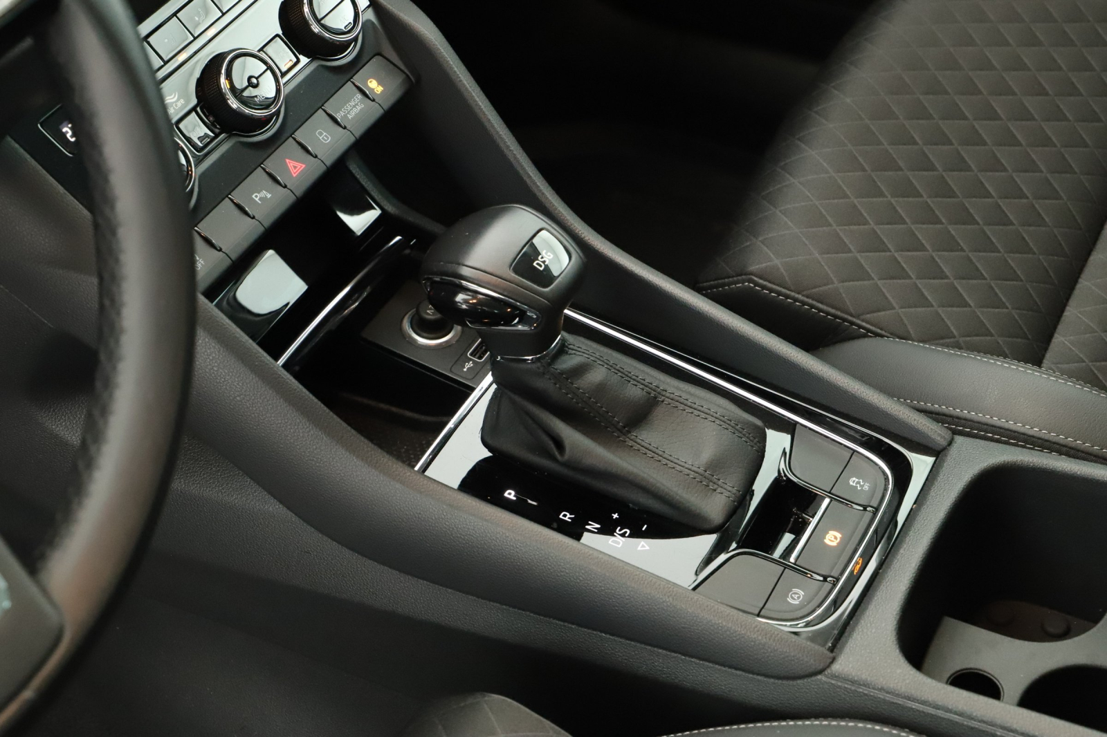Škoda Karoq - 2020