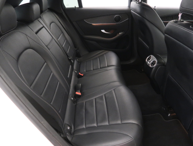 Mercedes-Benz GLC - 2020