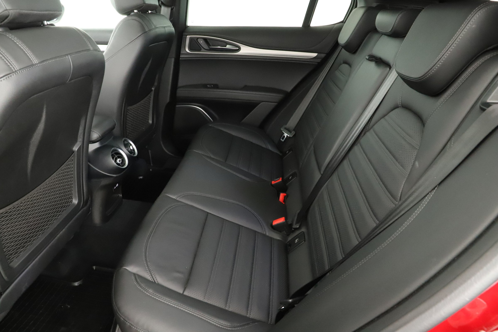 Alfa Romeo Stelvio - 2023