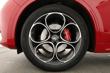 Alfa Romeo Stelvio - 2023