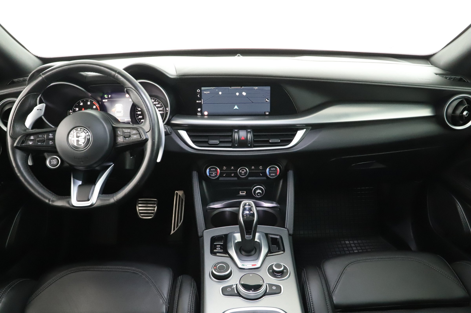 Alfa Romeo Stelvio - 2023