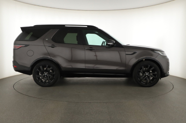 Land Rover Discovery - 2022