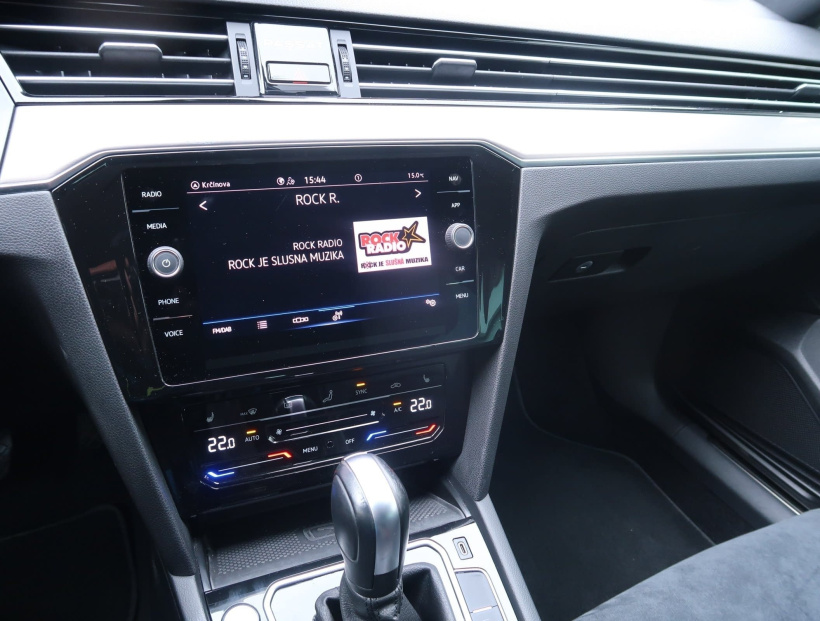 Volkswagen Passat, 2020