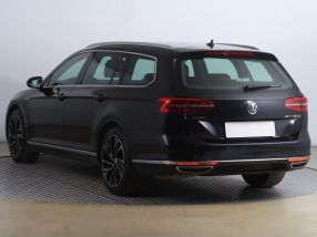 Volkswagen Passat - 2016