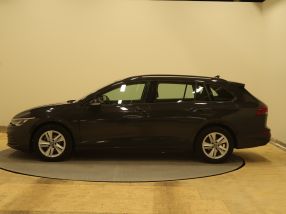 Volkswagen Golf - 2022