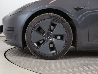 Tesla Model 3 - 2021