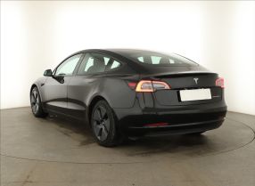 Tesla Model 3 - 2021