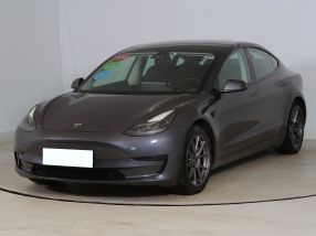 Tesla Model 3 - 2021