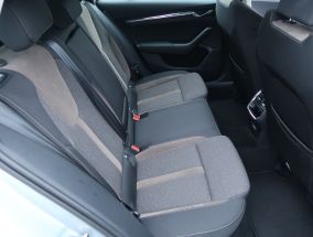 Škoda Octavia Scout - 2023