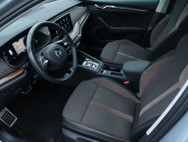 Škoda Octavia Scout - 2023